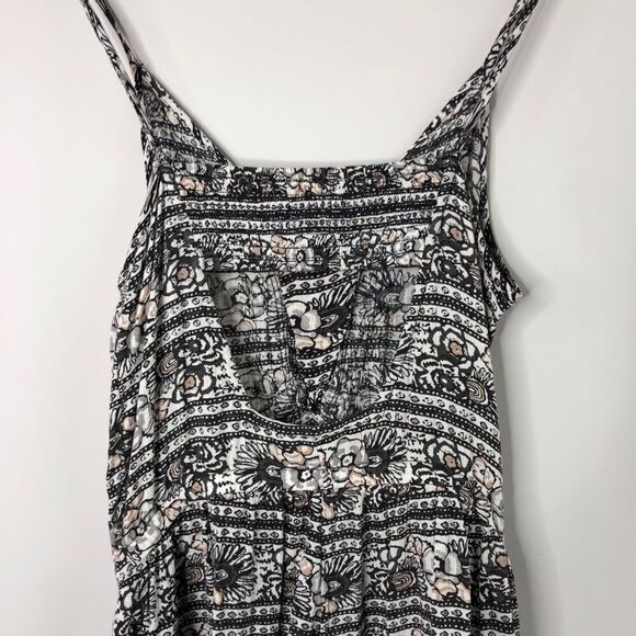American Eagle Pattern Open Back Romper - Picture 7 of 9